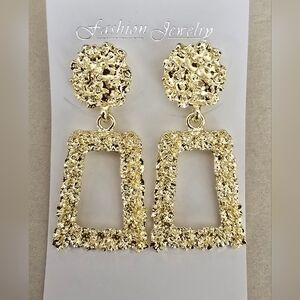 Fashion Jewelry Gold Textured Earrings